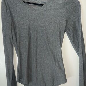 Gray V-Neck Long Sleeve Top